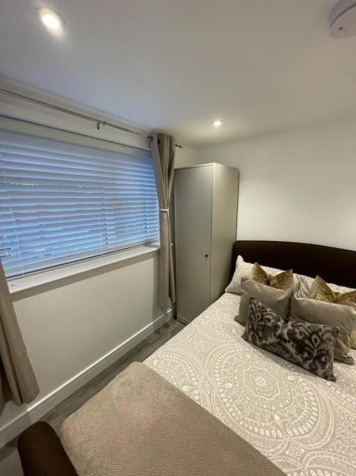 Stylish & Cosy 1 Bed Apartment سويندون المظهر الخارجي الصورة